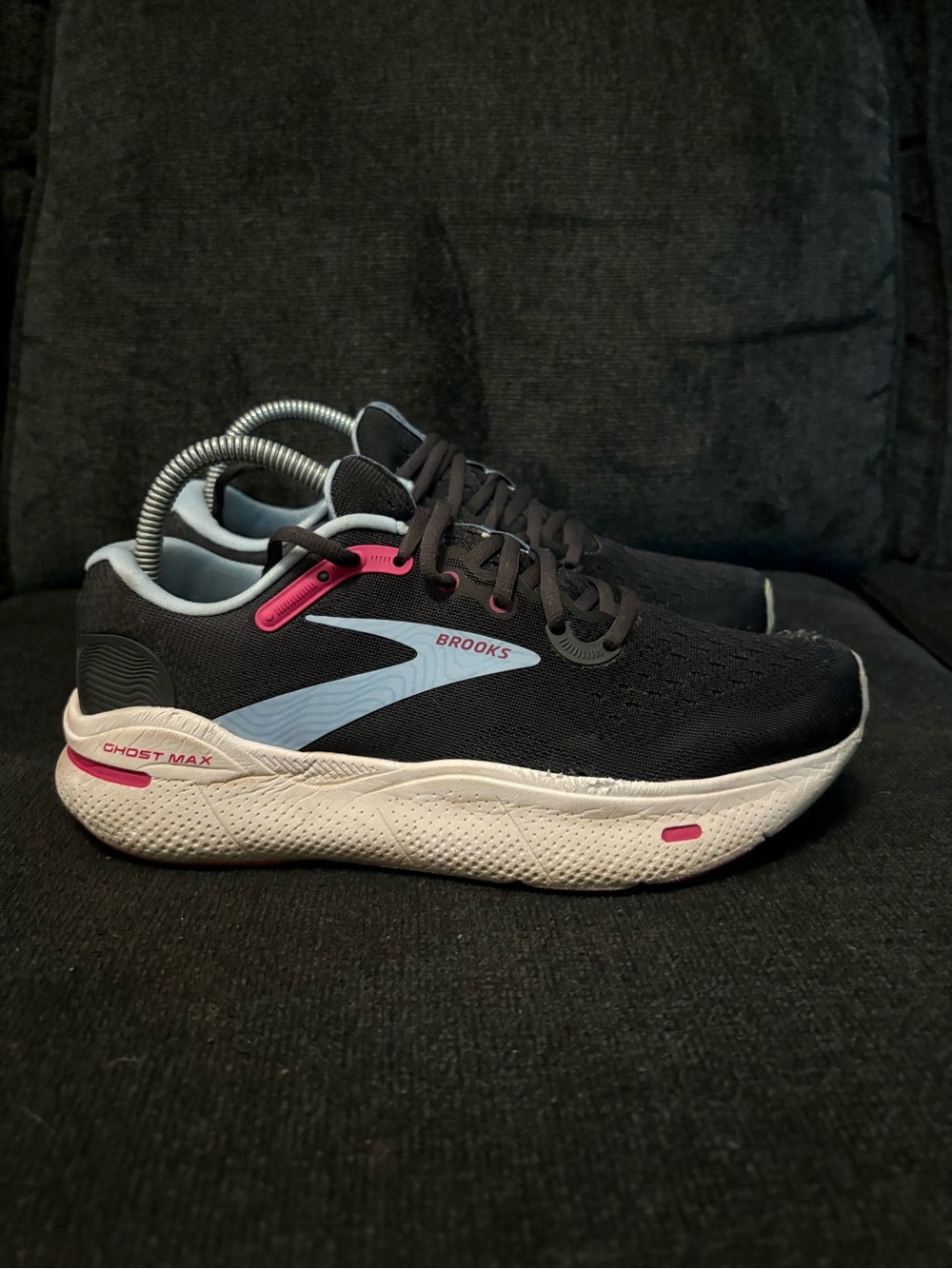 Brooks Ghost Max Shoes Womens Size 10 Black Running Sneakers 1203951B082